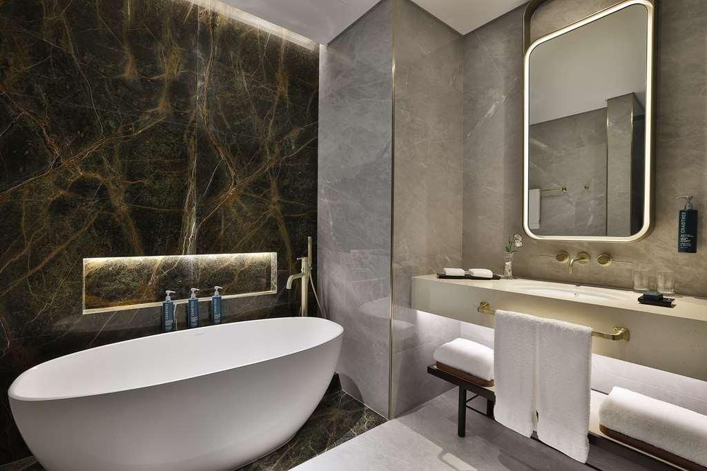 Embassy Suites By Hilton Dubai Business Bay Zimmer foto