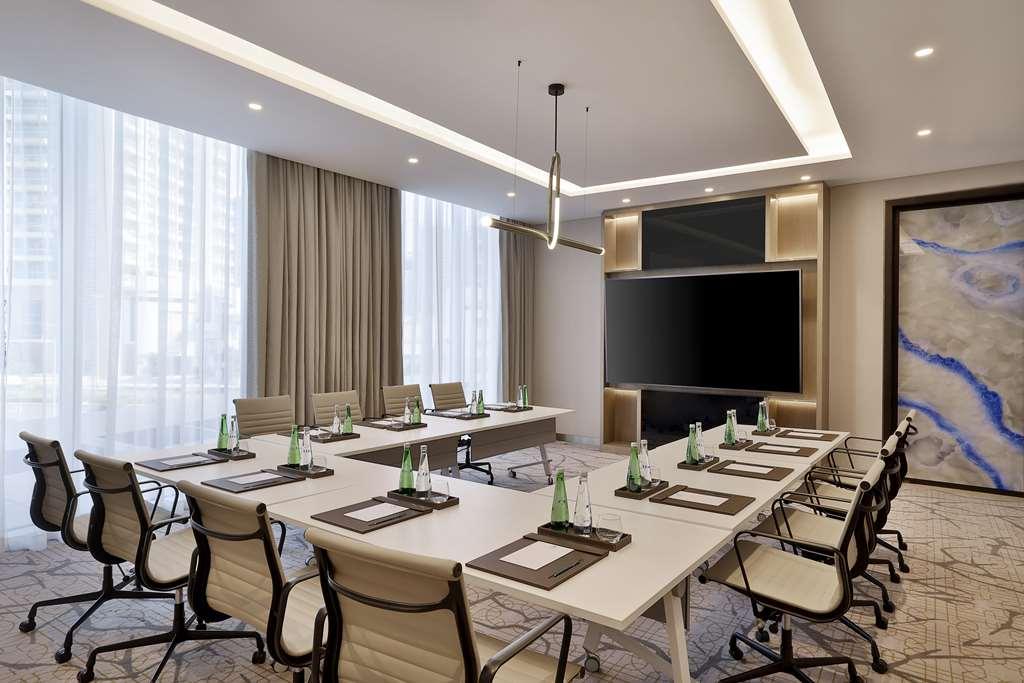 Embassy Suites By Hilton Dubai Business Bay Einrichtungen foto